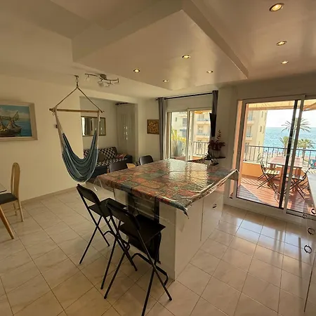 Terrasse Vue A 50 M Parking * Νίκαια