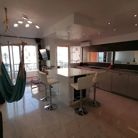 Terrasse Vue A 50 M Parking