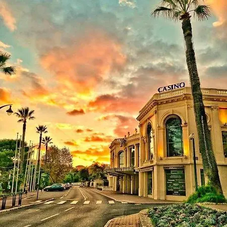 Terrasse Vue A 50 M Parking 아파트