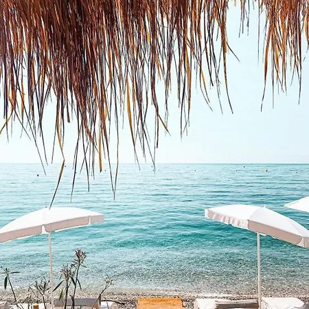 Terrasse Vue A 50 M Parking